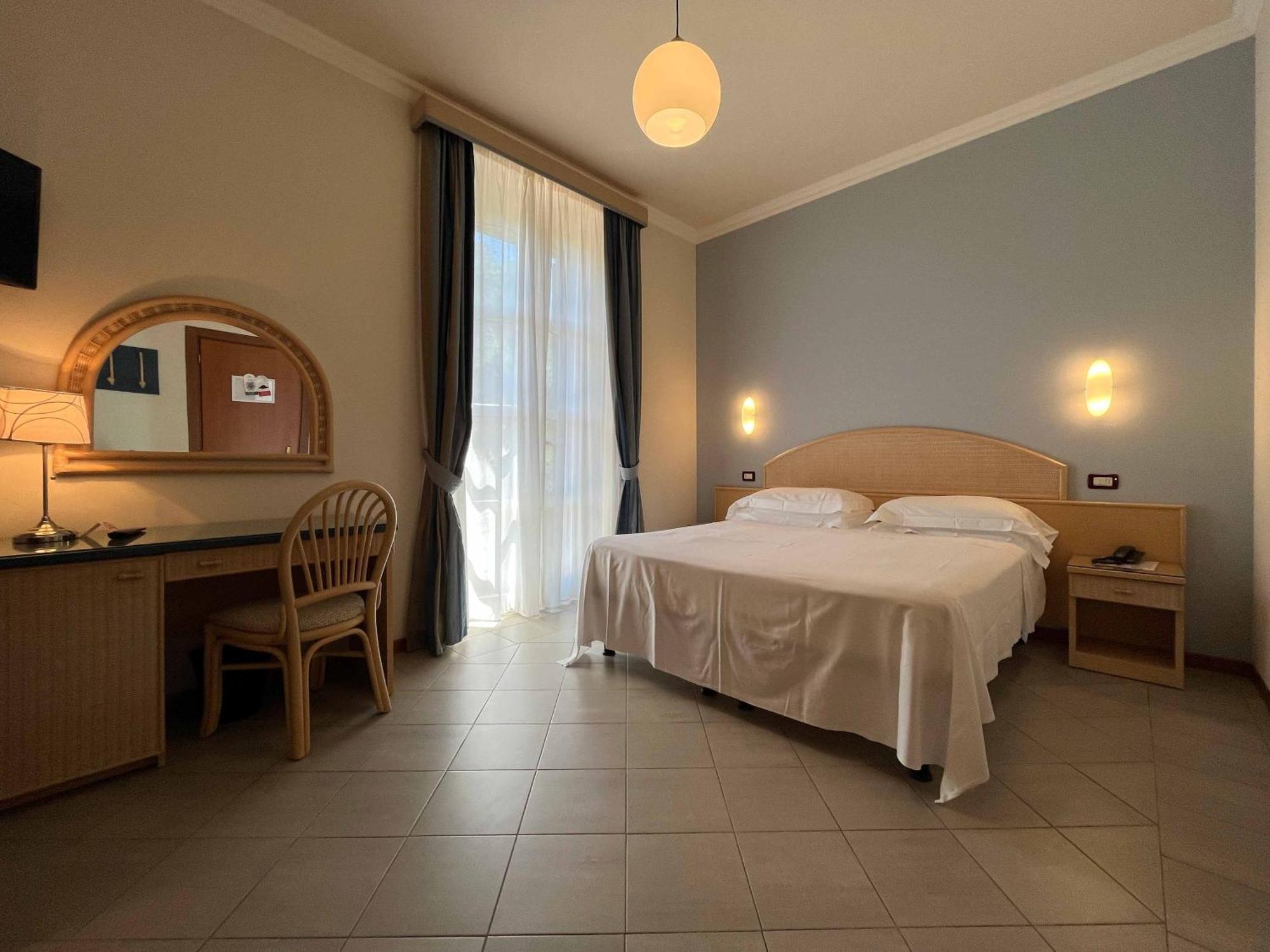 Hotel Regina Φόρτε ντε Μάρμι Εξωτερικό φωτογραφία